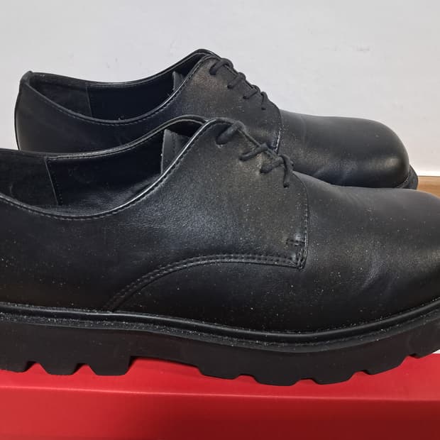 노브랜드 캐쥬얼 구두 275