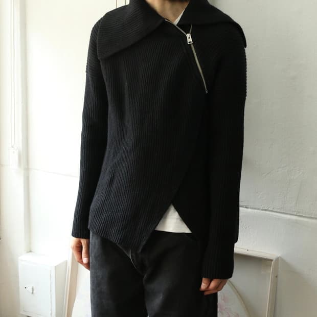 올세인츠 사선 집업 니트 