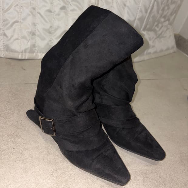 losesleepover 미디 부츠 블랙