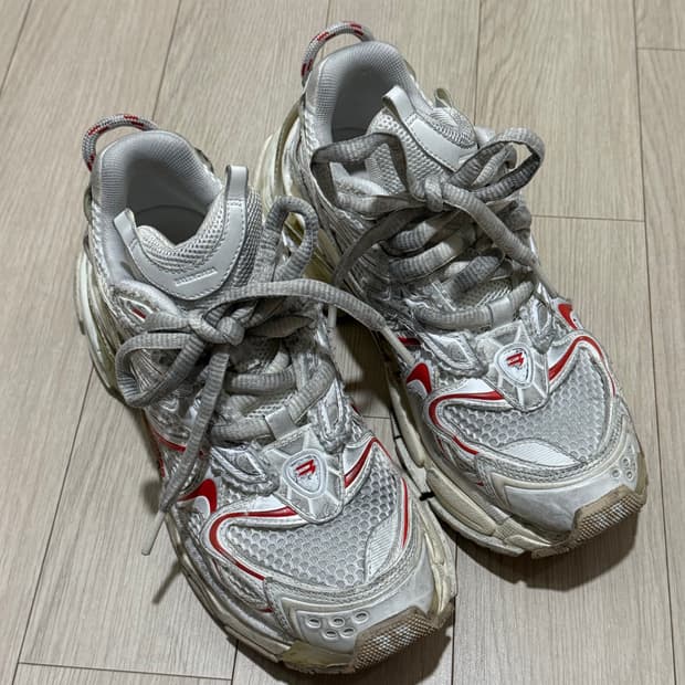 (W) 발렌시아가 러너 2.0 스니커즈 화이트 베이지 레드 37