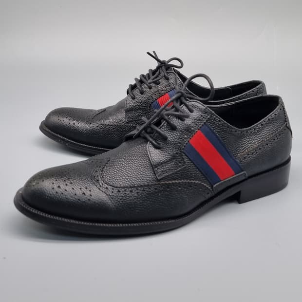 구찌 남성윙팁구두40 260