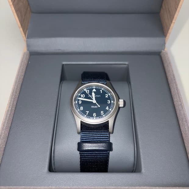 Hamilton Khaki Field Quartz 33mm Blue