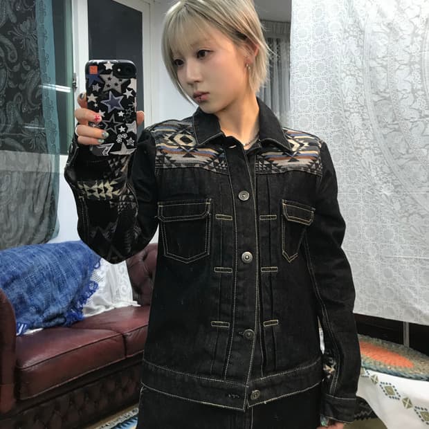 SEESAW 에스닉 나바호 흑청 데님 트러커 