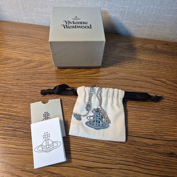 Vivienwestwood necklace 비비안웨스트우드 목걸이