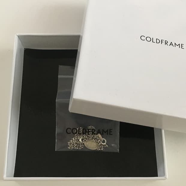 COLDFRAME MOTHER'S WHITE QUARTZ NECKLACE
