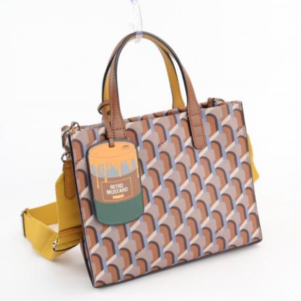 로사케이 크로스백