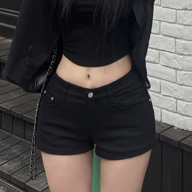 카인다미 골반볼륨업 로우웨스트 블랙 숏팬츠 S