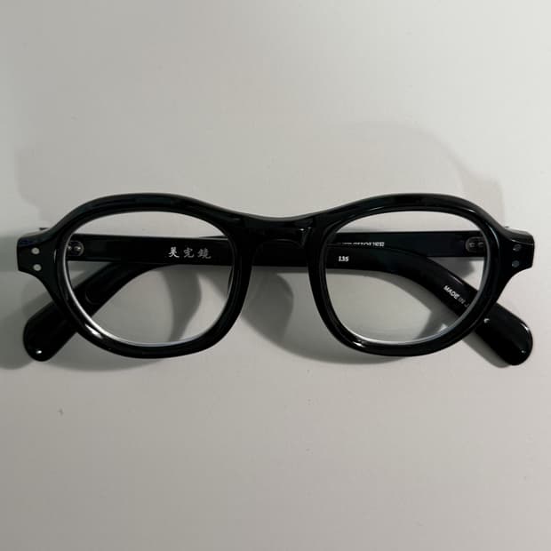 미완경 (miwangyeong) x 투빌더스하우스 안경