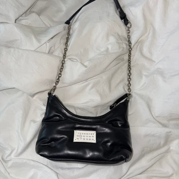 마르지엘라 숄더백