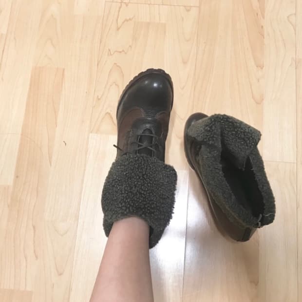 무크ㅡ천연가죽+천연 양털 앵클 부츠 235/상태최상