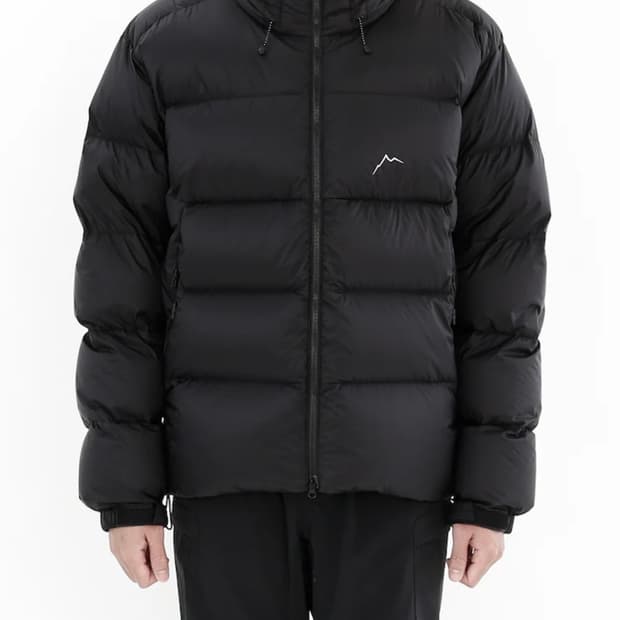 케일 다운 자켓m 블랙 새상품 판매합니다