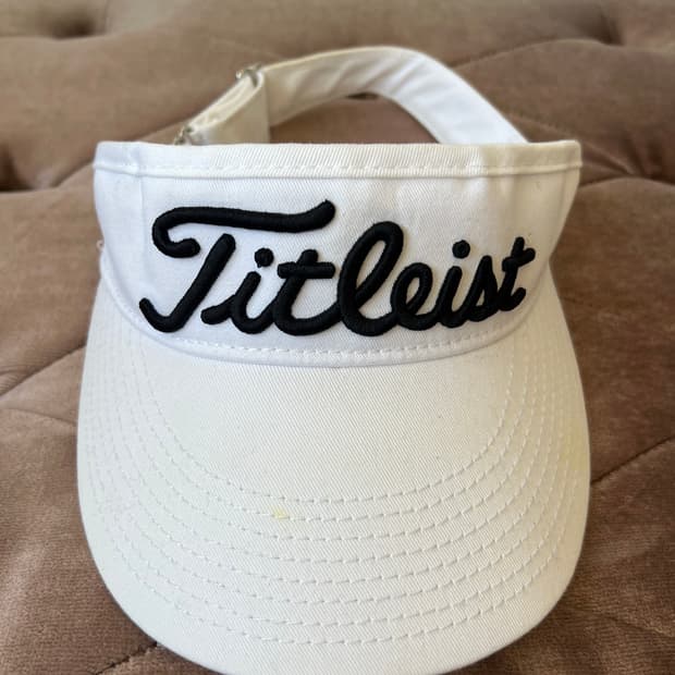 타이틀리스트 화이트 로고 선바이져 선캡 골프모자
