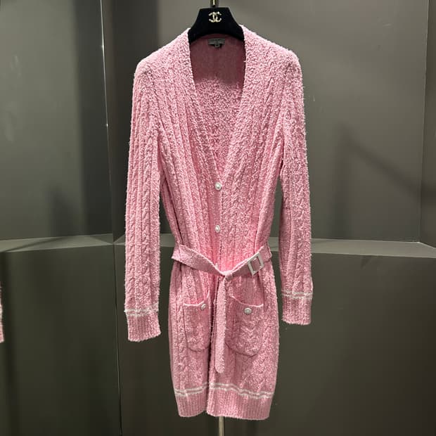 샤넬 벨티드 롱 가디건 원피스