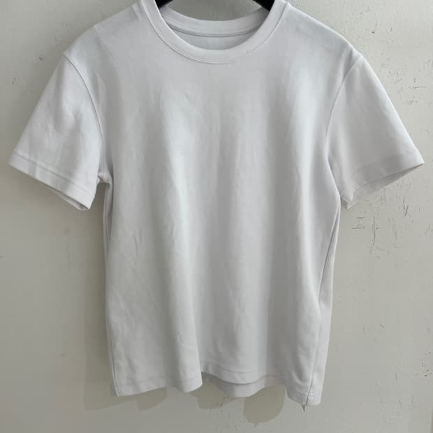 차분 반팔티셔츠 