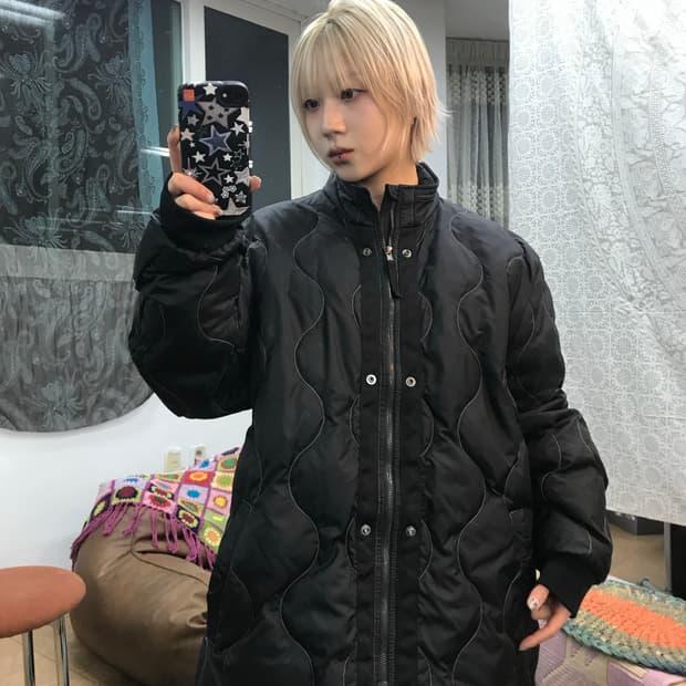 시리즈에피그램 퀼팅 스티치 구스다운 경량패딩 