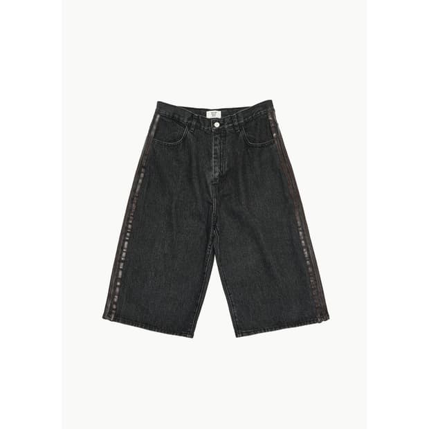 마리암 나시르 자데 엠블램 버뮤다 쇼츠