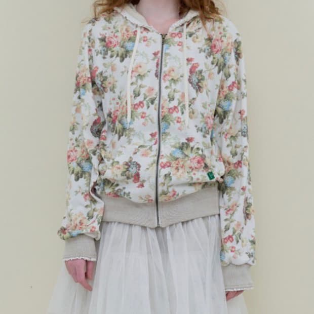 노콘텐츠 플라워 후드집업 아이보리 (구해요))))