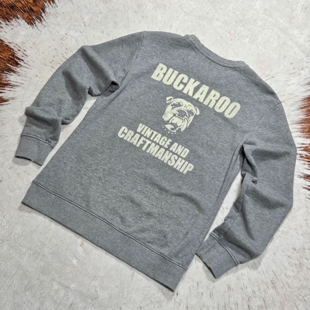 버커루 그레이 맨투맨