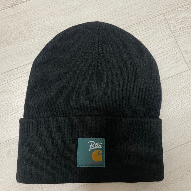 칼하트 X 파타 비니 블랙컬러 