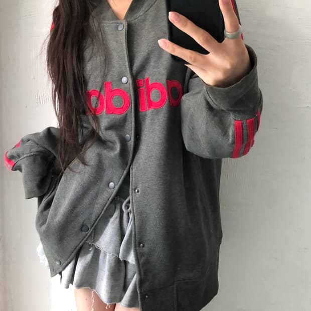 Adidas 아디다스 00‘s 레드로고 차콜컬러 스타디움 코튼 바시티 가