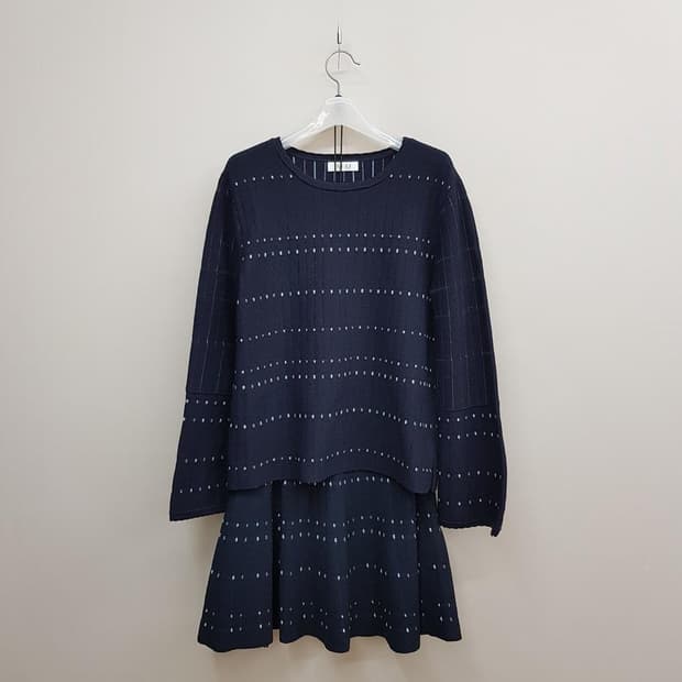 한섬 SJSJ  도트 스트라이프 니트 투피스 세트  F사이즈