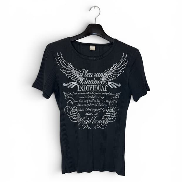Corn flake y2k fairy wings ribbed tee