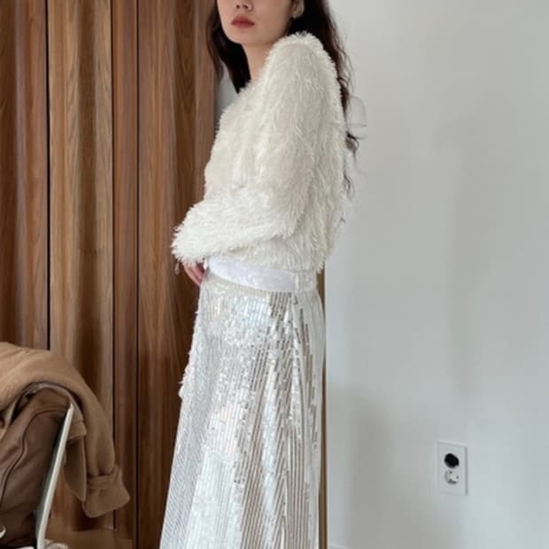 헤어리 니트 탑_민주 착용