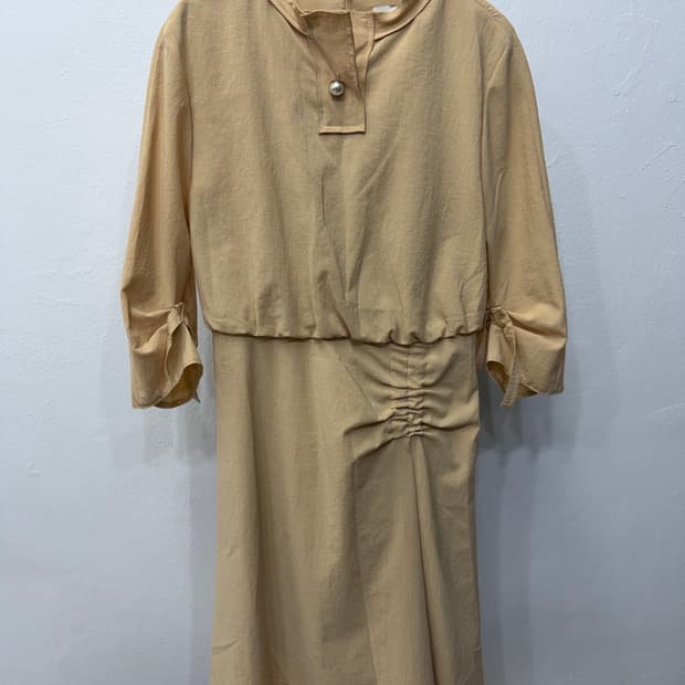 정품) MINE 마인 한섬 베이지 셔링 롱 원피스 82