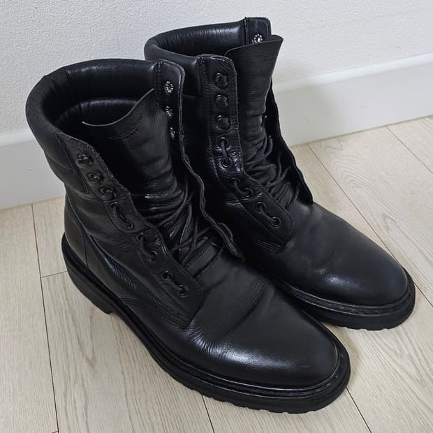 Saint laurent 15fw 컴뱃 부츠
