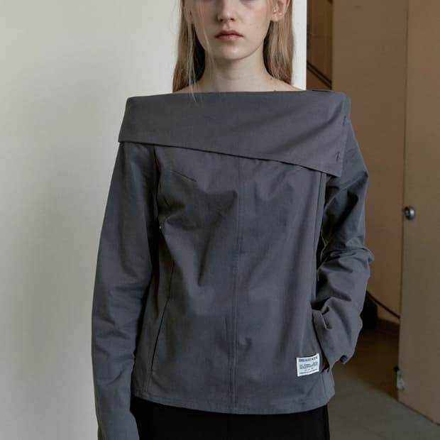 시눈 오프숄더 블라우스 (차콜)