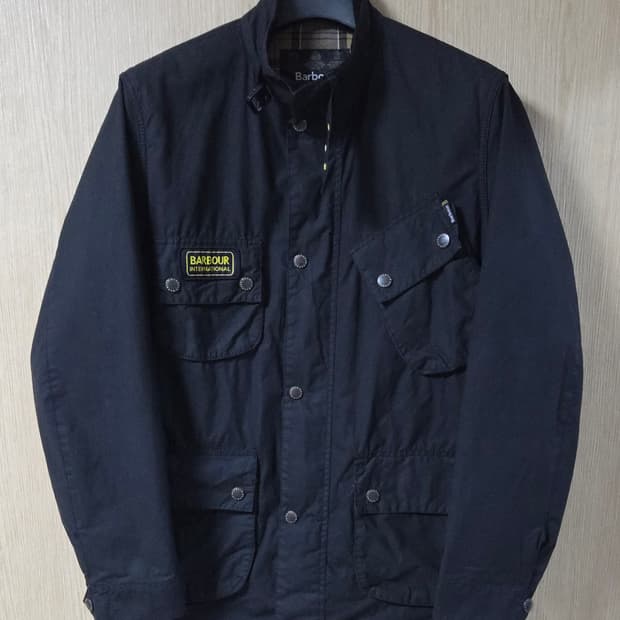 (착샷) 바버 인터네셔널 슬림 barbour