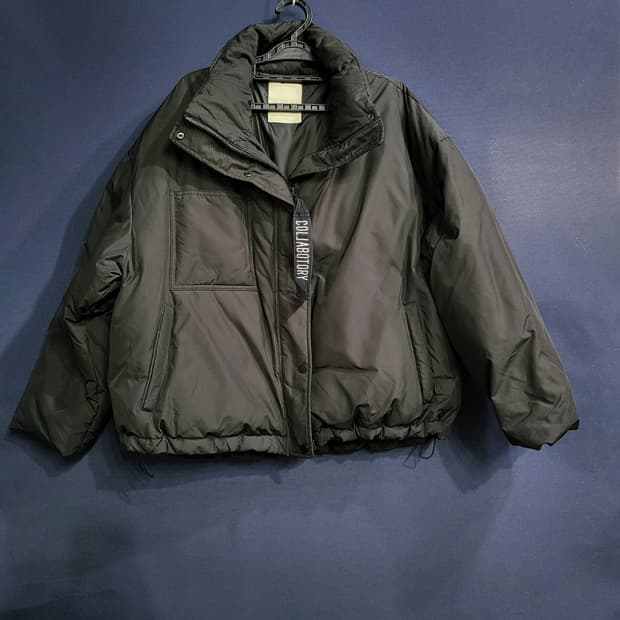 콜라보토리 하이넥 구스다운패딩 오버핏