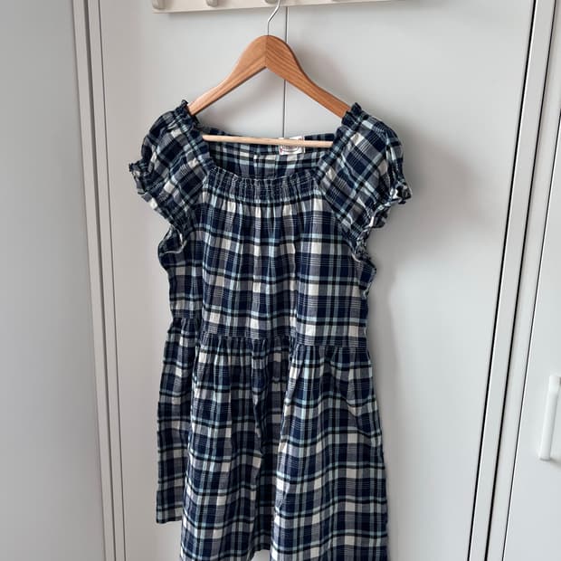 Natural memory 캡소매 체크 미니 원피스