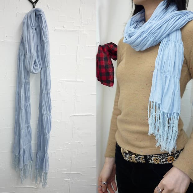 Wrinkle skyblue muffler