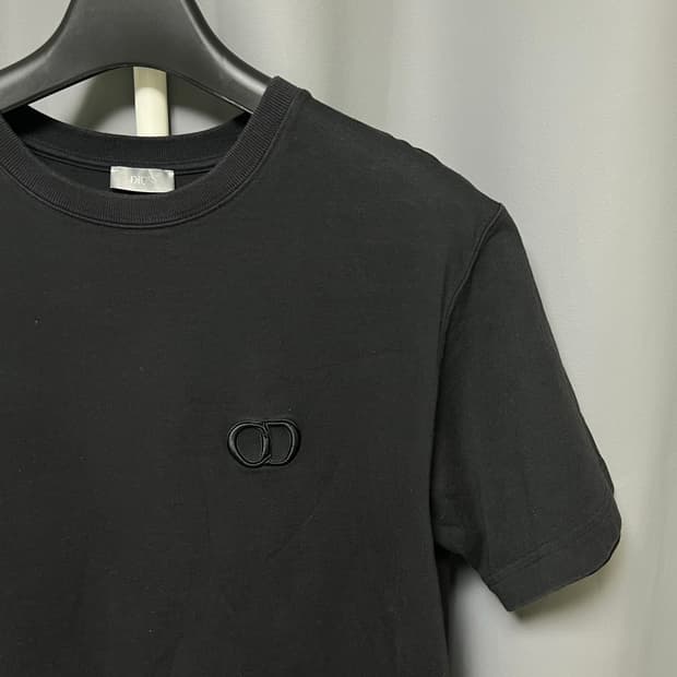 [정품] XL 디올 CD 로고 반팔티 블랙