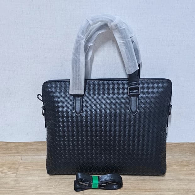 보테가베네타 인트레치아토브리프케이스서류가방 새상품미개봉