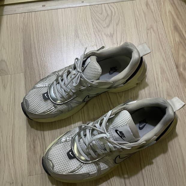 나이키 v2k 사이즈 사진 참조