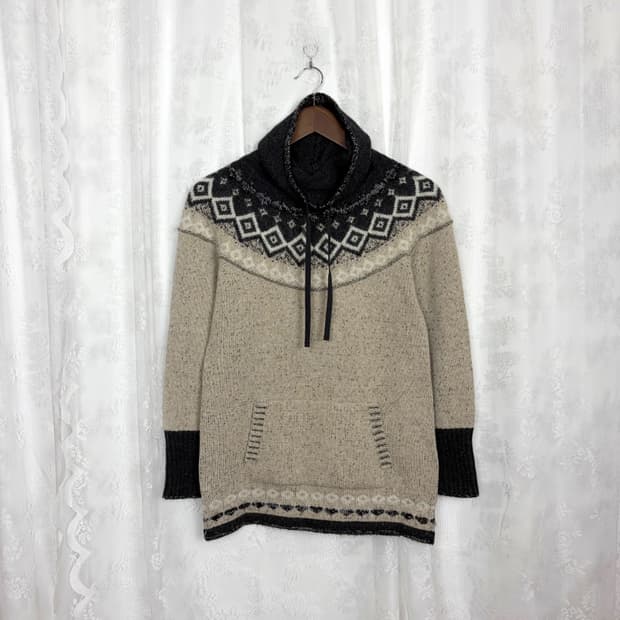 EDDIE BAUER VINTAGE TOP