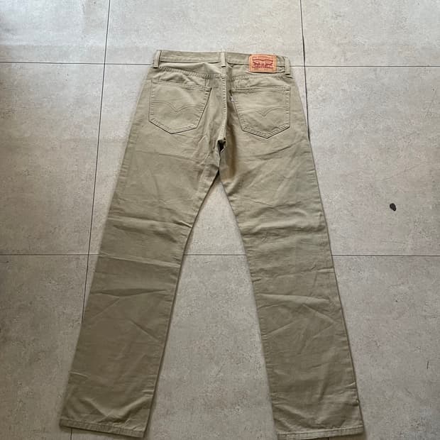 리바이스505 베이지색 팬츠 화이트탭