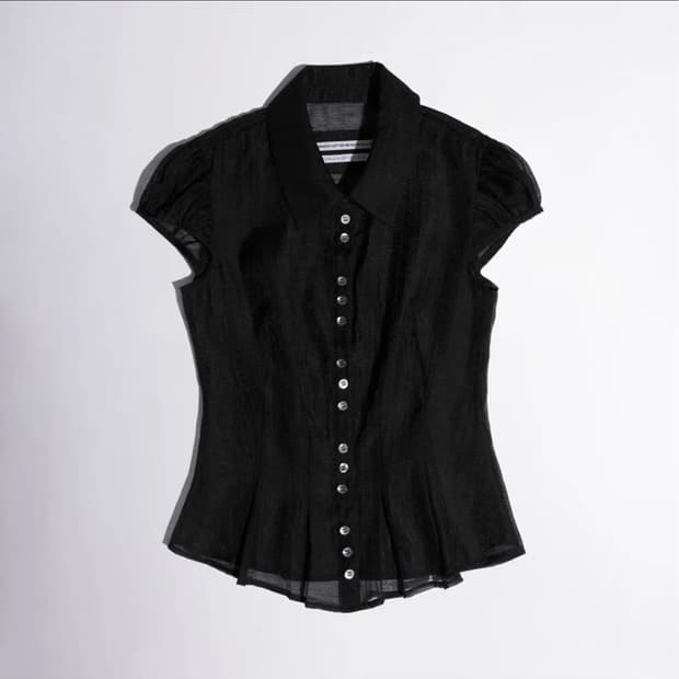 스컬프터 블라우스 Sheer Pleated Hem Blouse Black