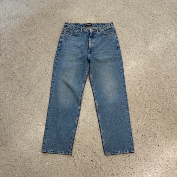 Balenciaga 레귤러핏 데님 32 SIZE