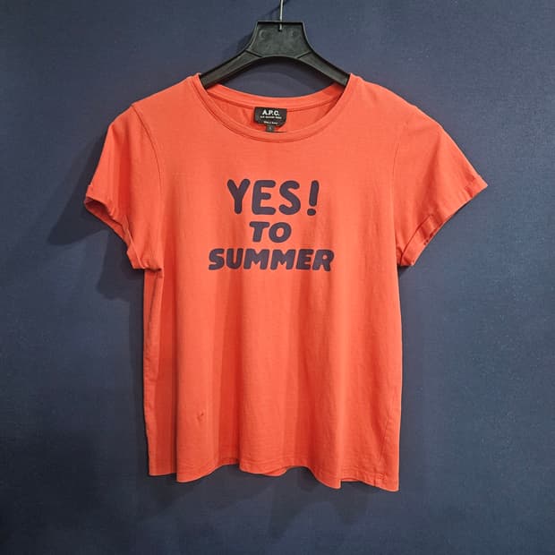 A.P.C 아페쎄 프린팅 오렌지 남성 반팔티 