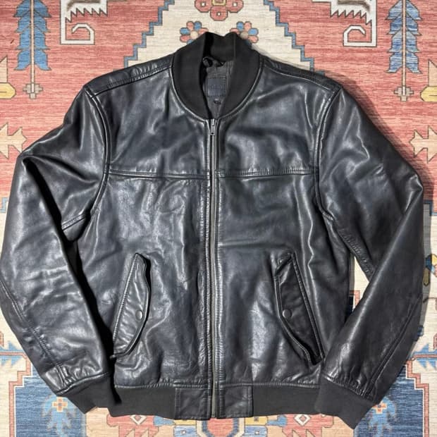 OLD GAP 클래식 MA-1 타입 헤비 카우하이드 레더 자켓