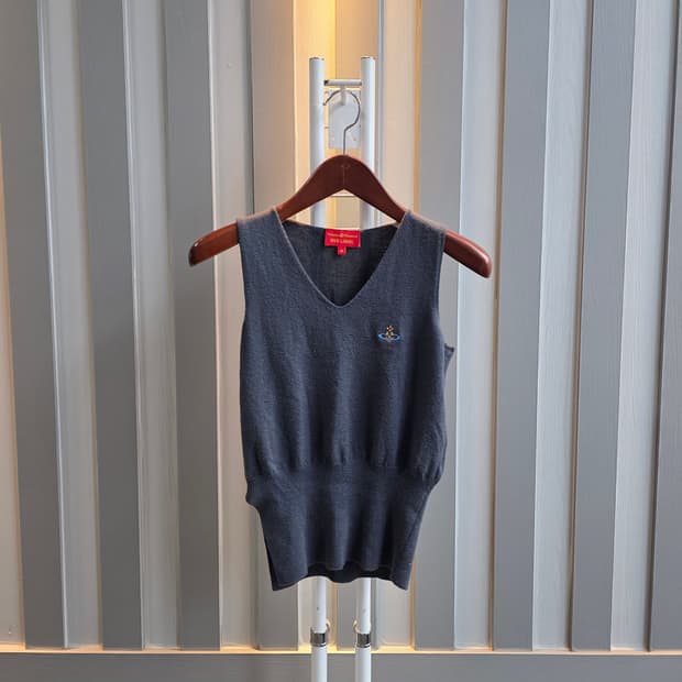 비비안 웨스트우드 정품 니트 베스트