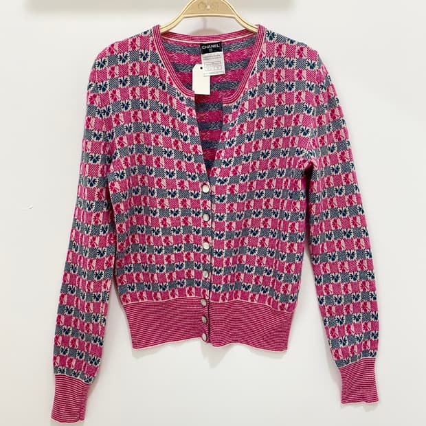 UK Chanel Cashmere Patterned Cardigan