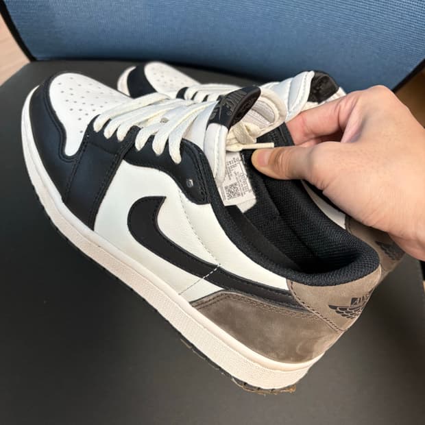 나이키조던 모카 로우 260