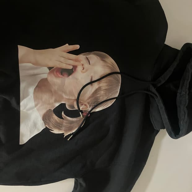 아크메드라비 후드티 