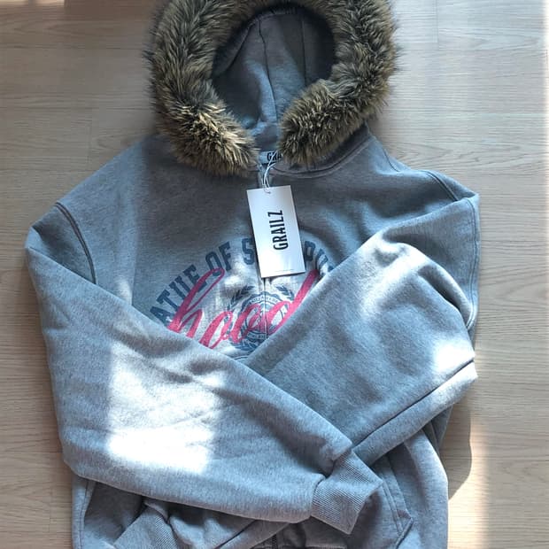 그레일즈 후드집업 리쿠 손민수