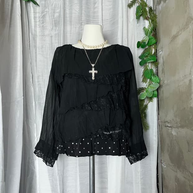 고스 프릴 롱 슬리브