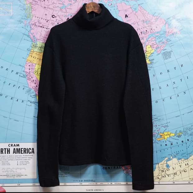 클라시카 터틀넥 니트